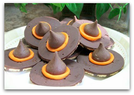 witch hats food craft