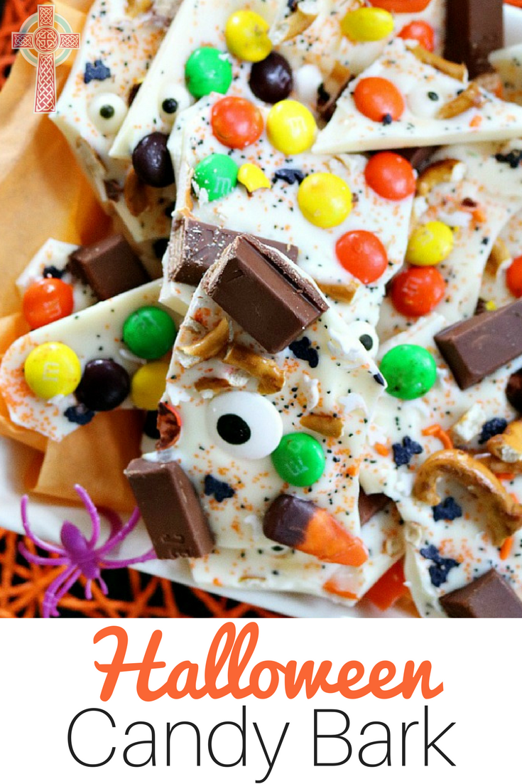 Halloween Candy Bark - enjoy with your family or take to a party! It's super simple and delicious!