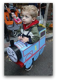 easy Thomas the Train costume 
