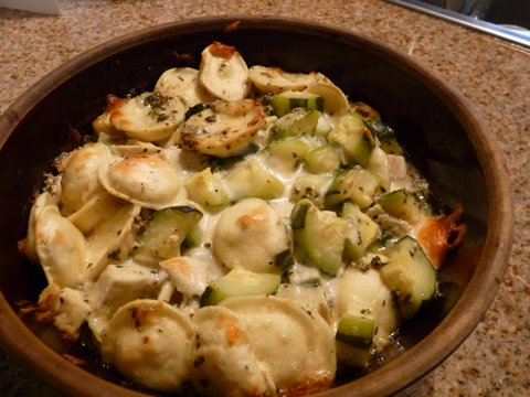 easy chicken dishes to take to new moms - chicken pesto ravioli