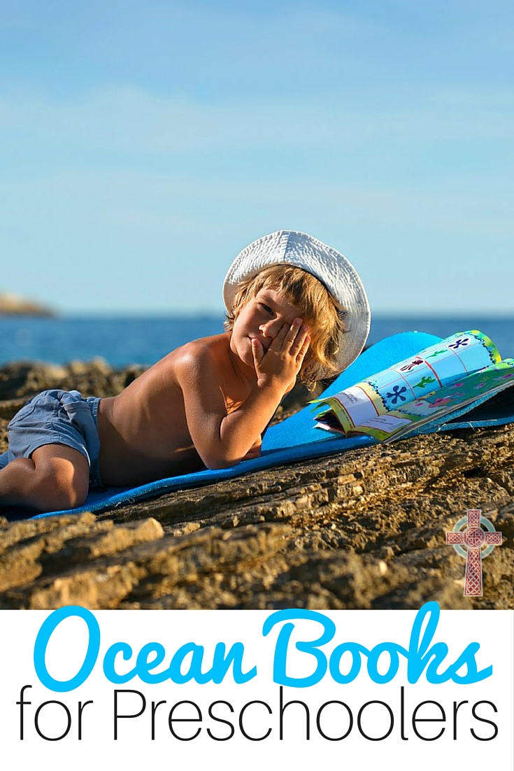 Heading to the beach? Don't miss these awesome ocean books for preschoolers. 