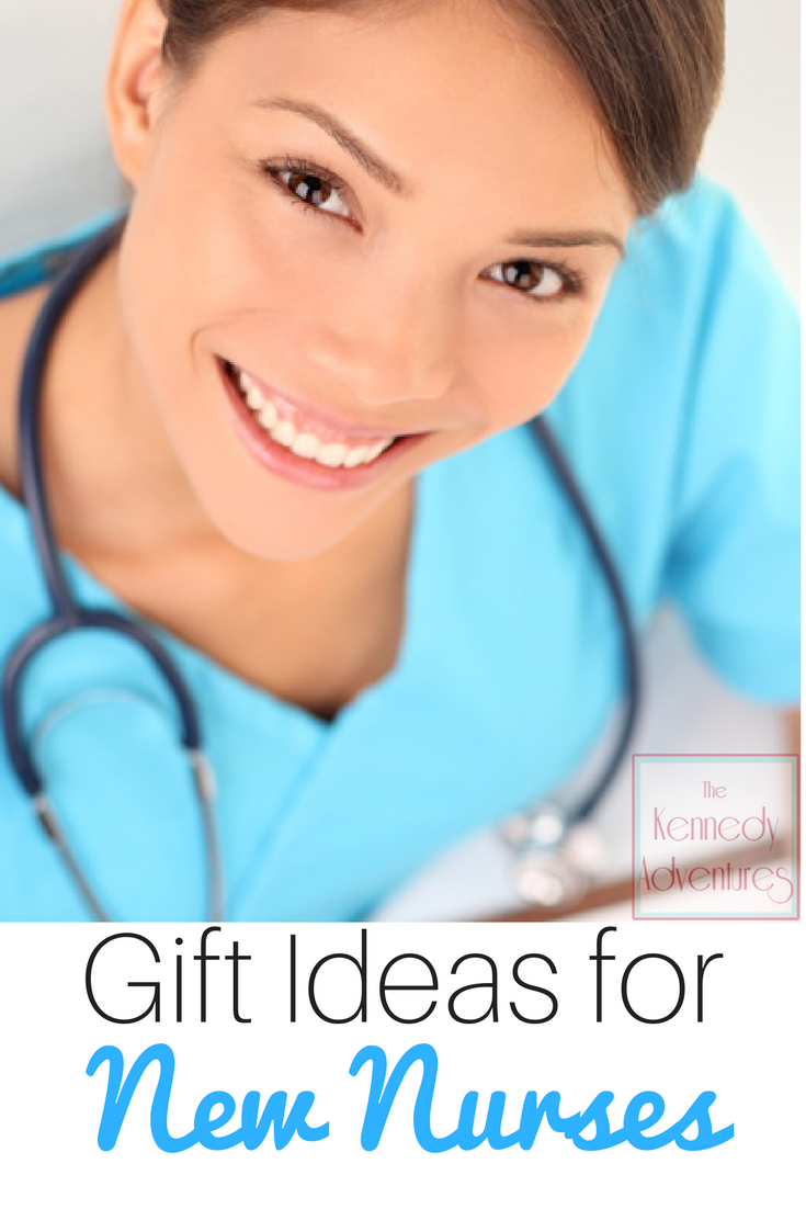 Do you have a nursing student in your family who is graduating soon? Don't miss these gift ideas to get her career off on the right foot. 