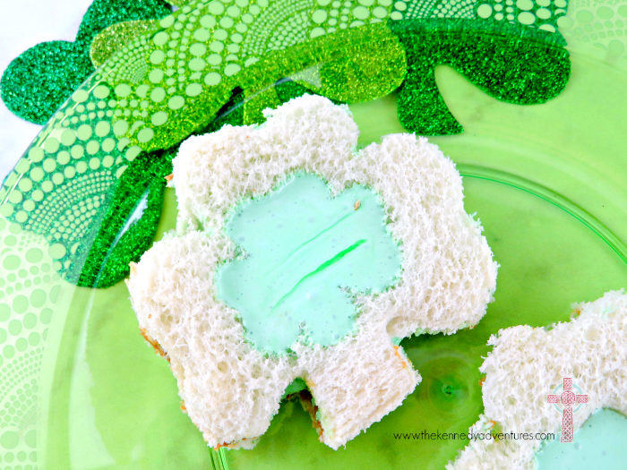 These Shamrock Sandwiches are perfect for your Saint Patrick's Day party!